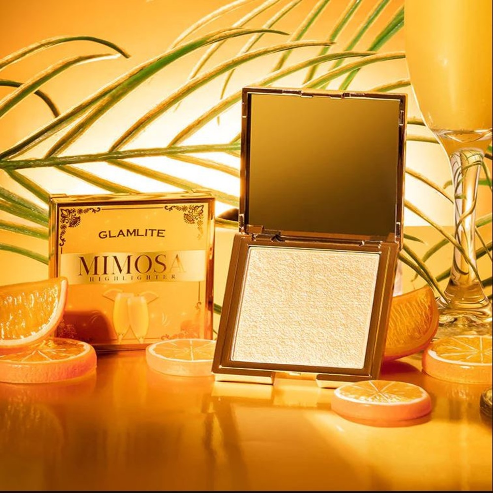 3/$25 Glamlite Mimosa Highlighter